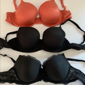3 Bras 36 C/D